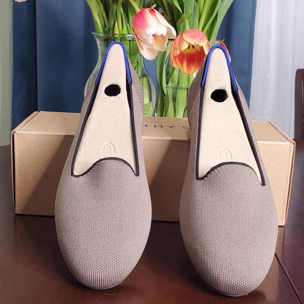 ROTHY'S LOUNGE LOAFER IN SPARROW